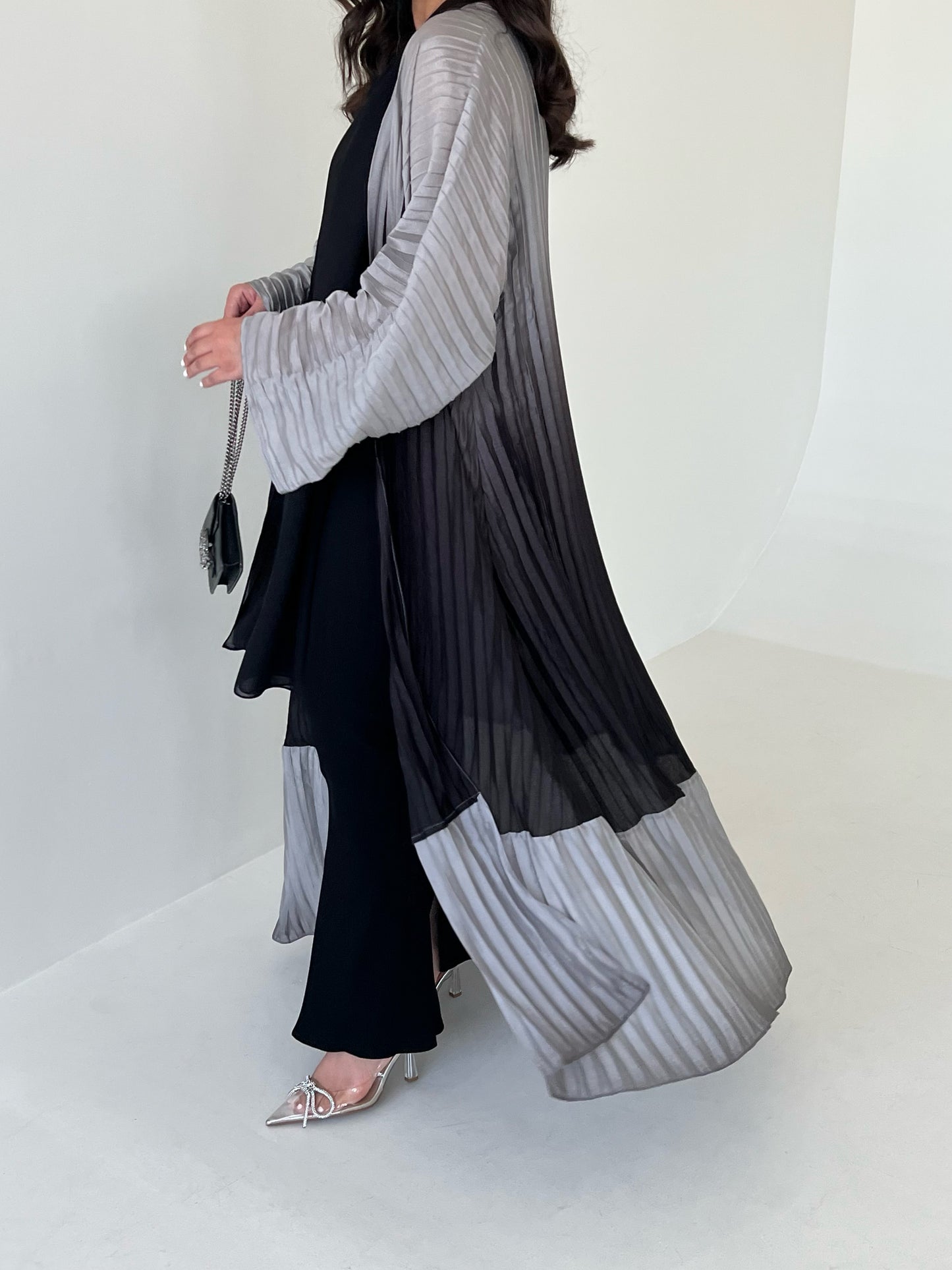 TWO TONE PLEATED ABAYA