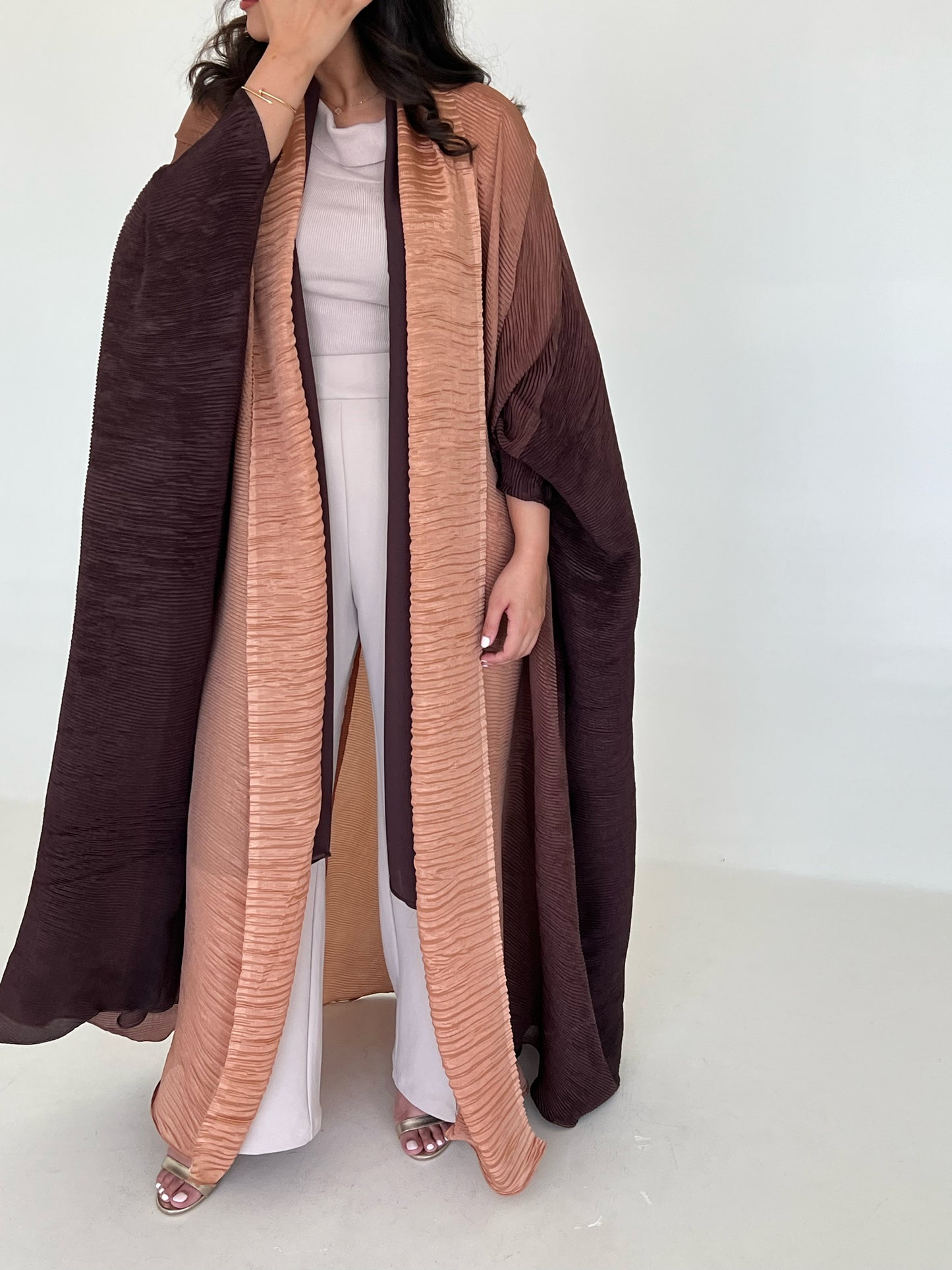 PLEATED ABAYA