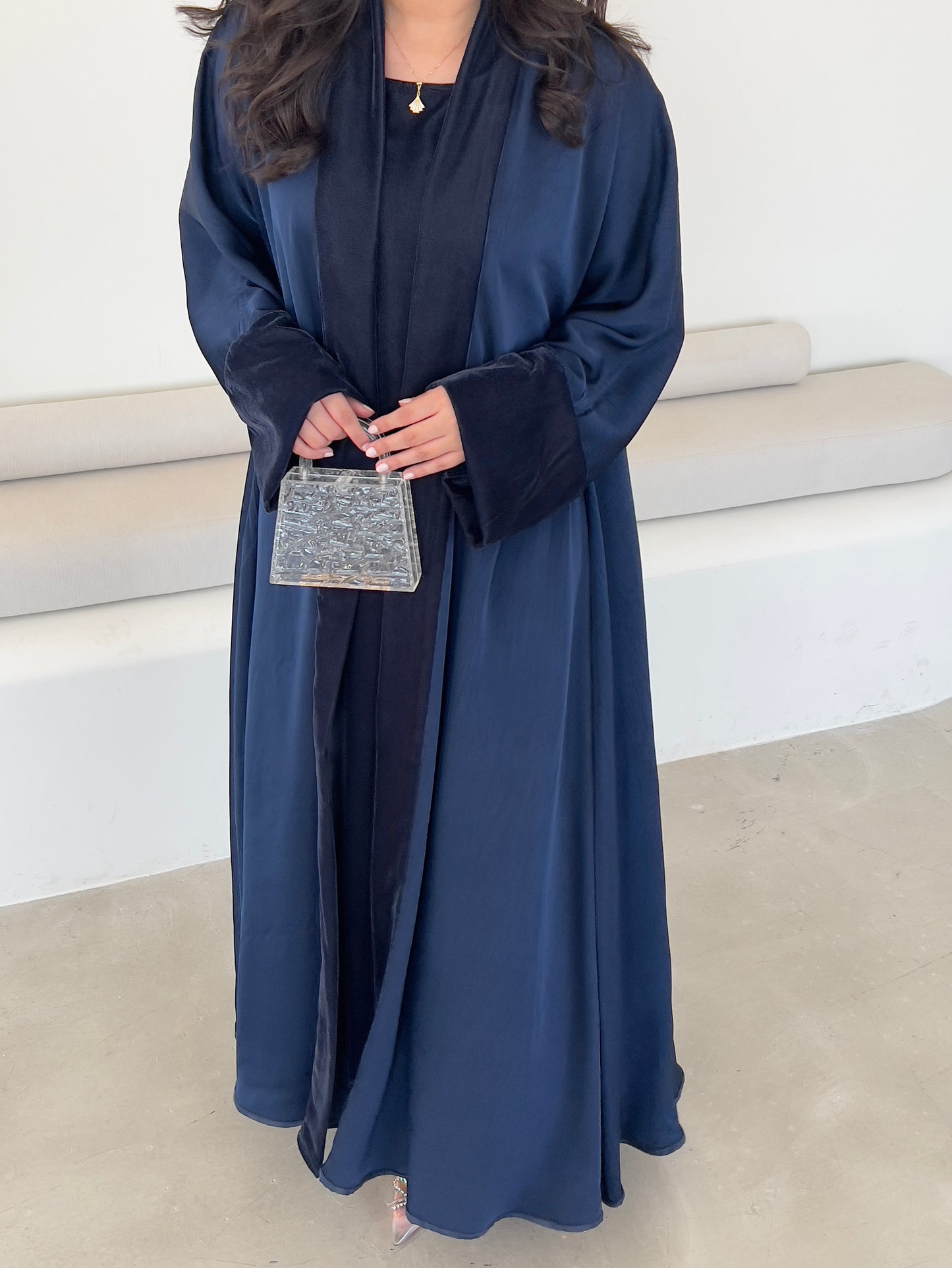 REVERSIBLE ABAYA