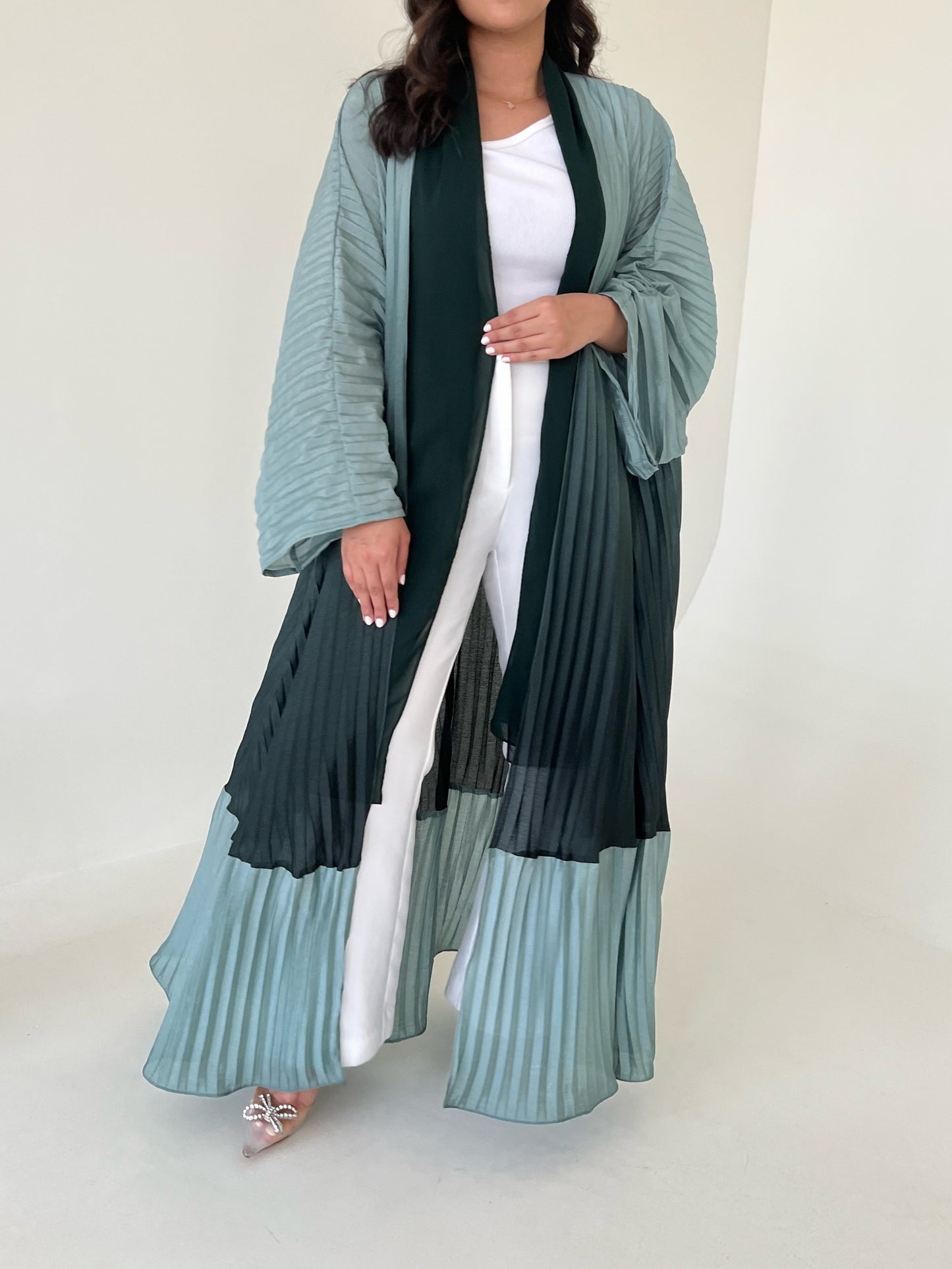 TWO TONE PLEATED ABAYA