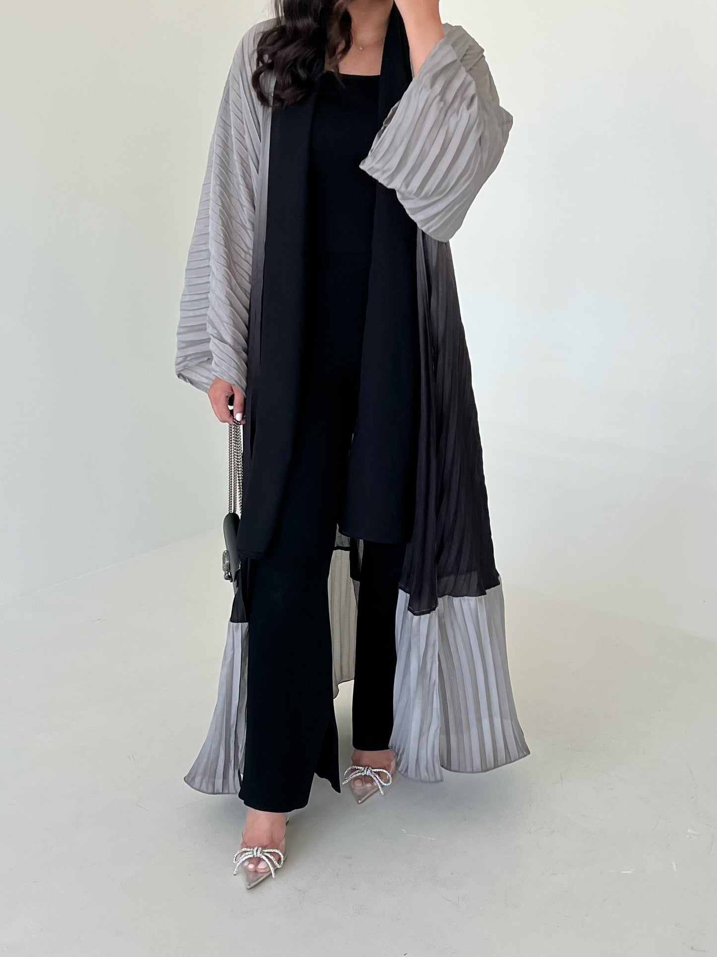 TWO TONE PLEATED ABAYA