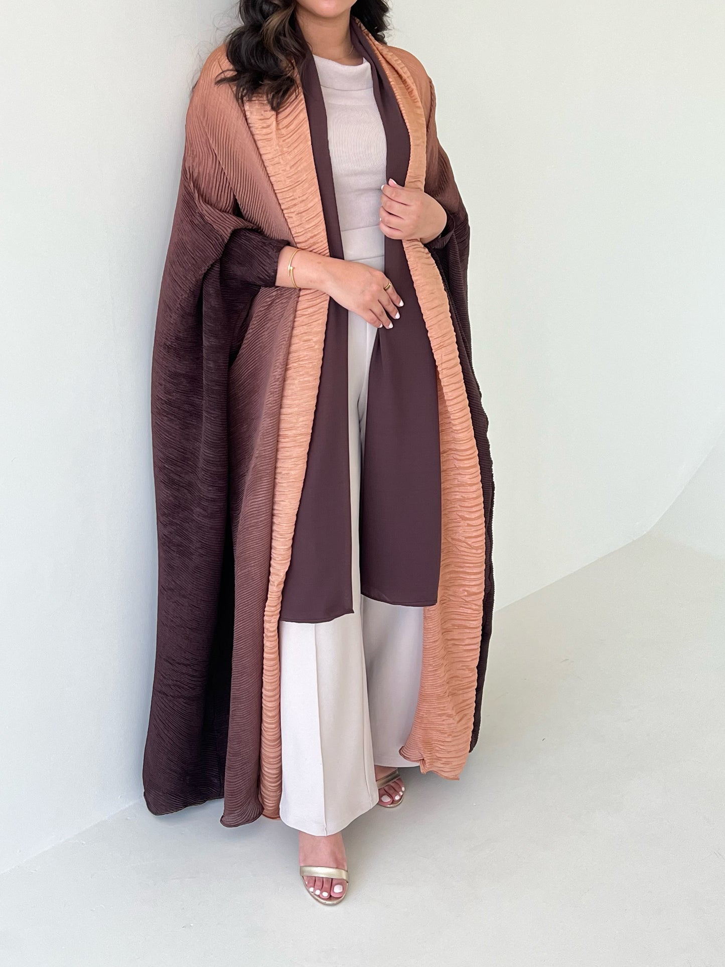 PLEATED ABAYA