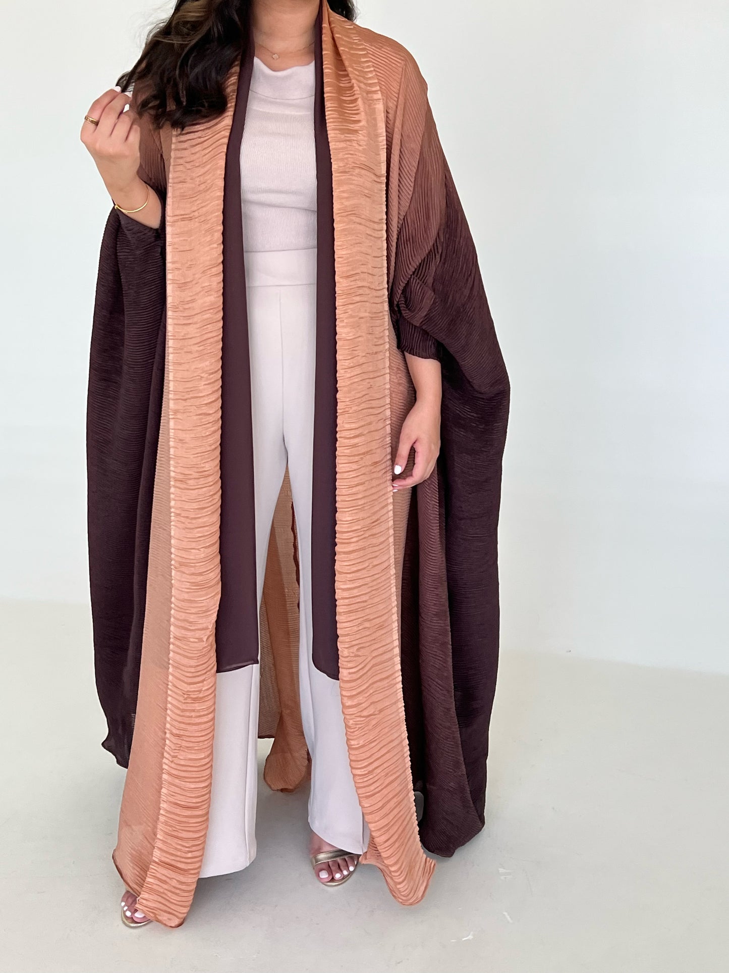 PLEATED ABAYA