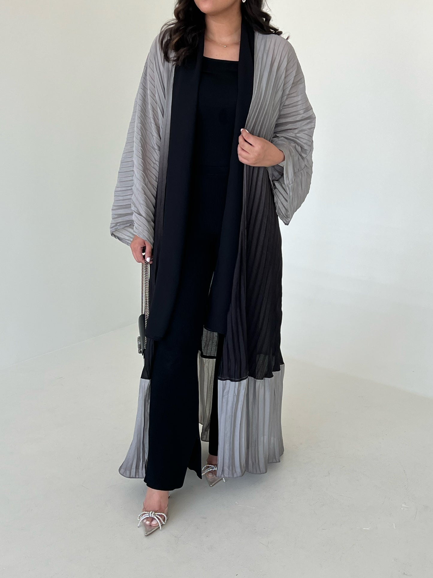 TWO TONE PLEATED ABAYA