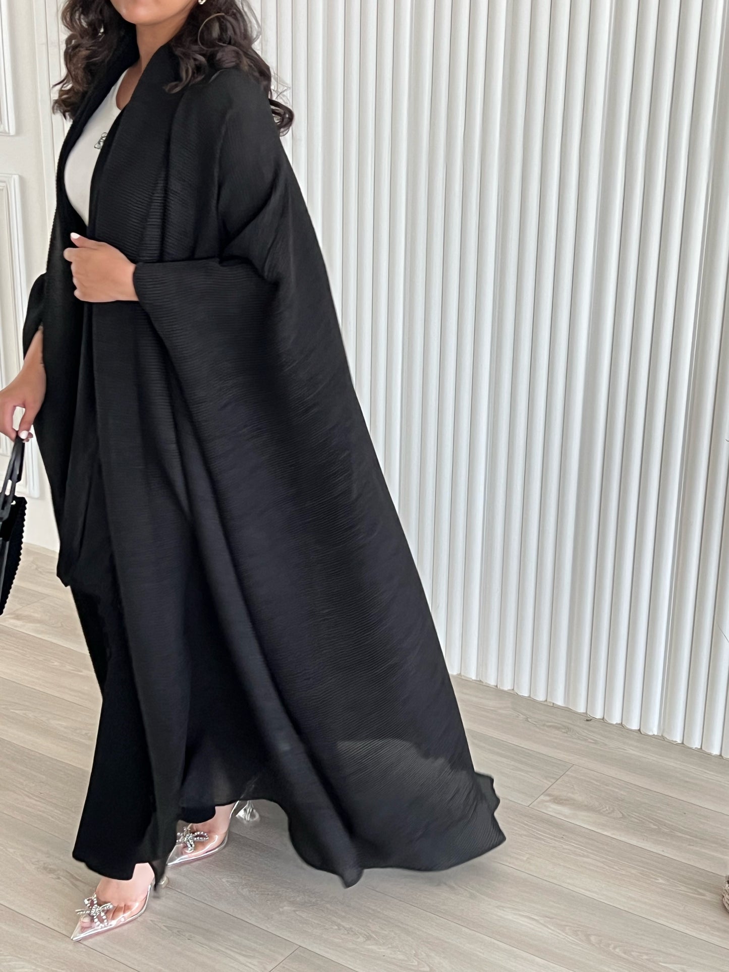 PLEATED ABAYA