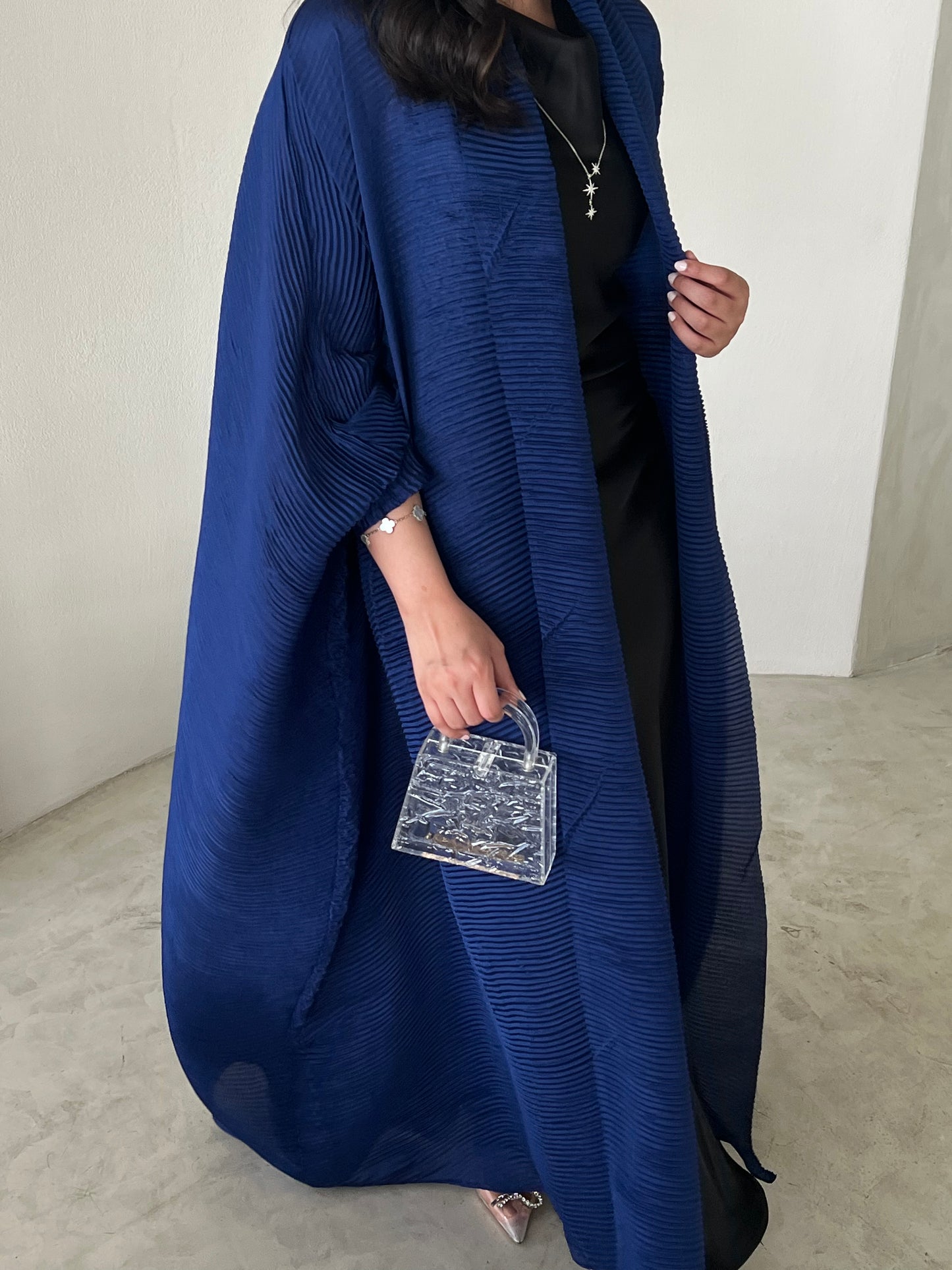 PLEATED ABAYA