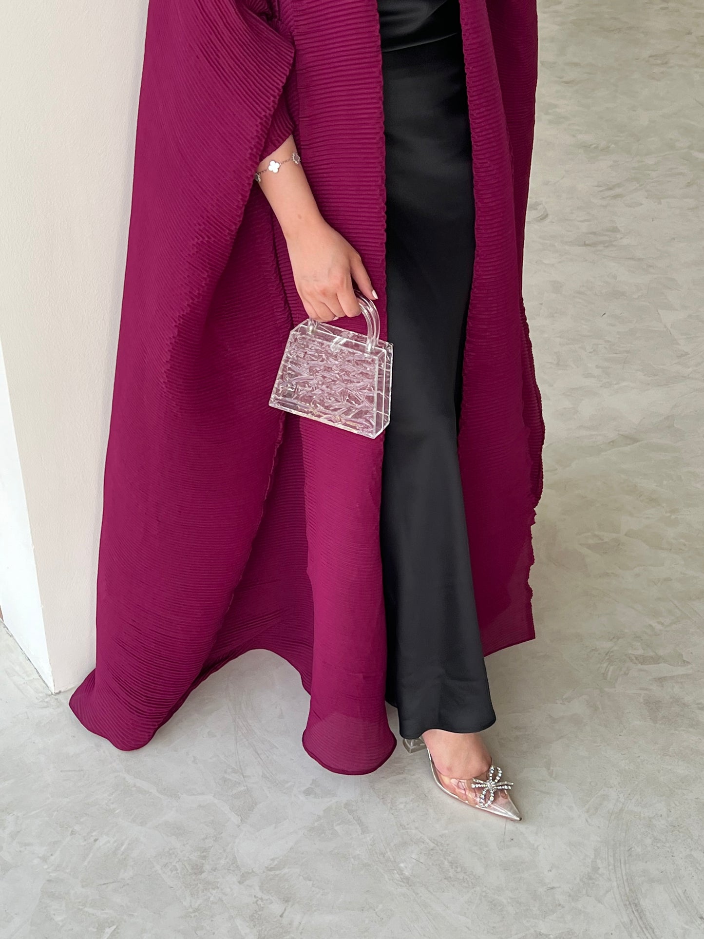 PLEATED ABAYA