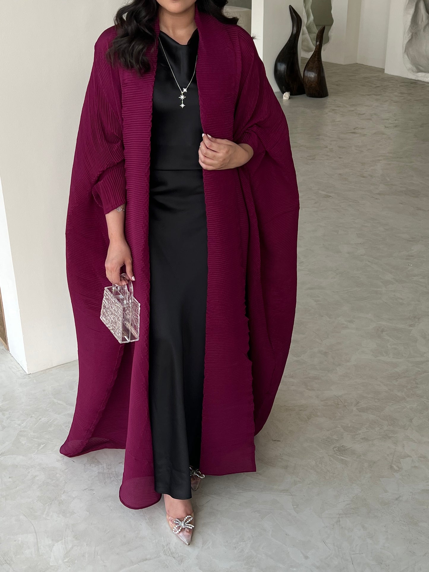 PLEATED ABAYA